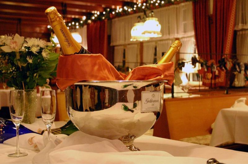 酒店 Gasthaus Goldener Engel