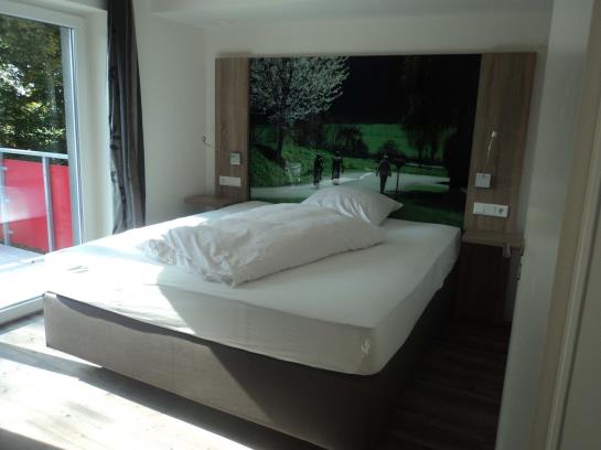 مبيت وإفطار Zum Urberg Pension