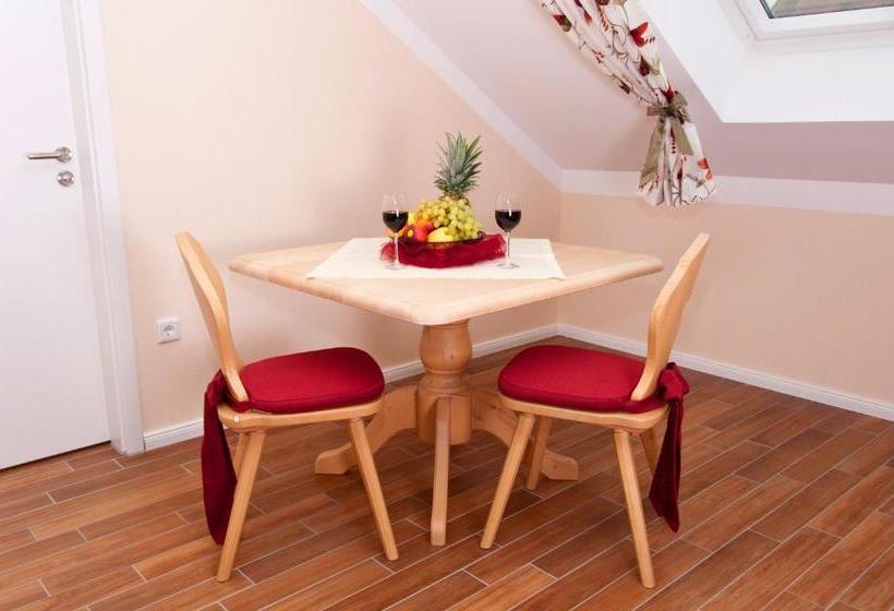 צימר Pension Weindl