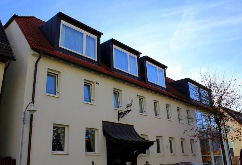 هتل Am Hirschgarten