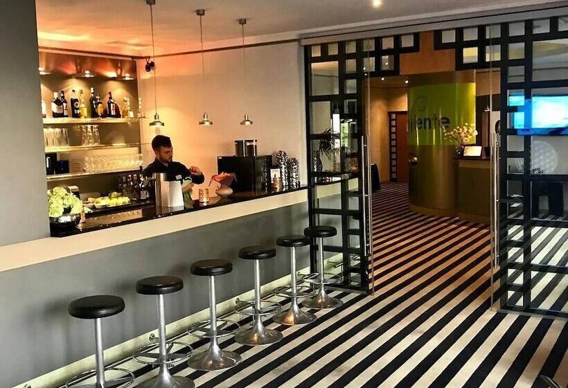 호텔 Ambiente Walldorf