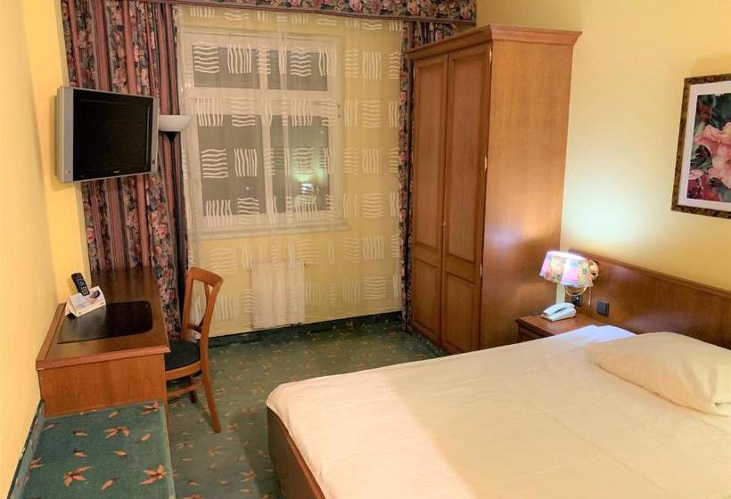 فندق Brandiser Park