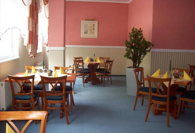 فندق Brandiser Park