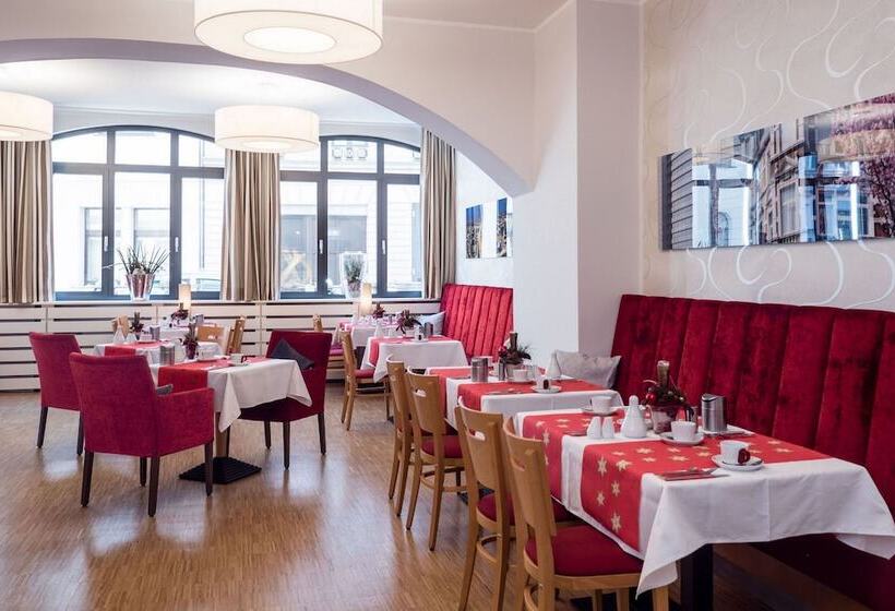 ホテル Deutsches Haus