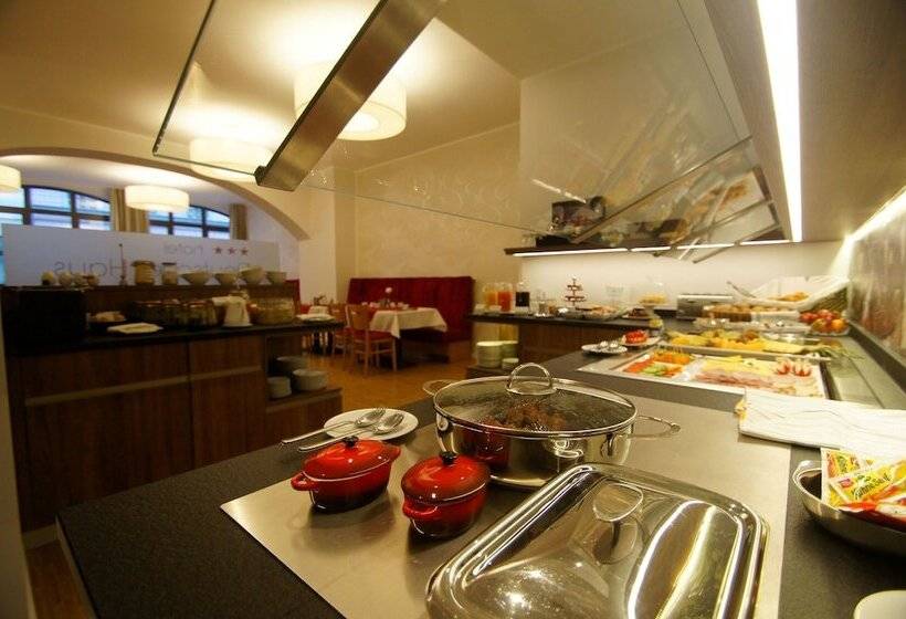 ホテル Deutsches Haus