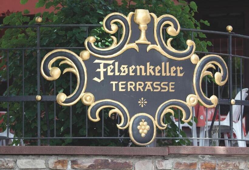فندق Felsenkeller