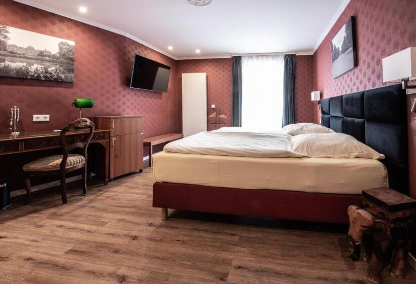 هتل Kurfürstenhof