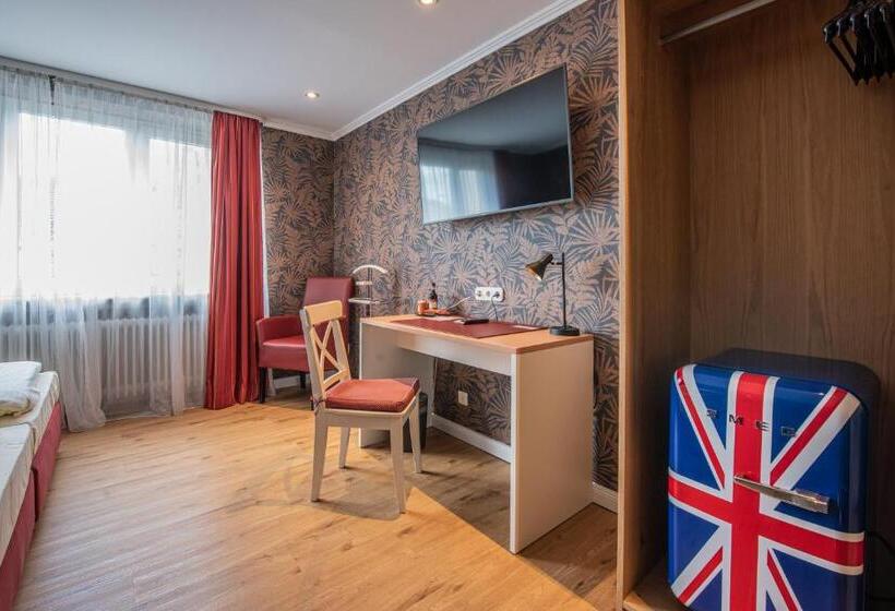 هتل Kurfürstenhof