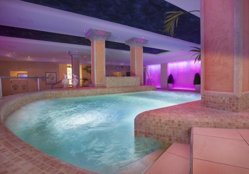 هتل Schweizer Hof Thermal Und Vital Resort