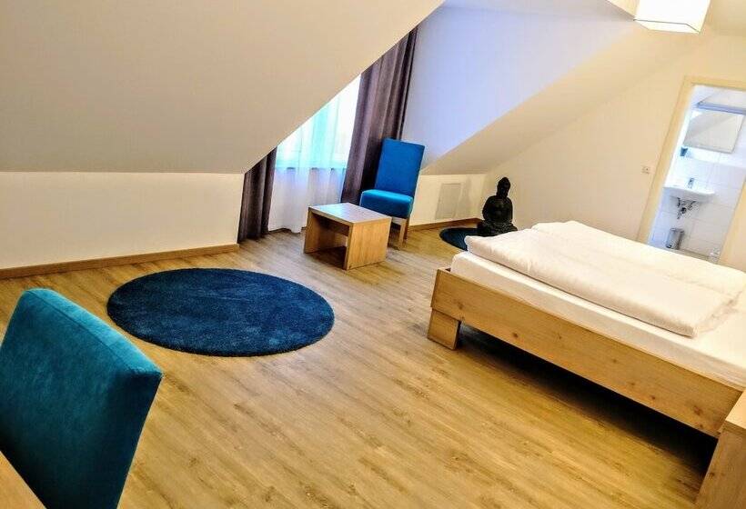 בית מלון כפרי Stadtvilla Central