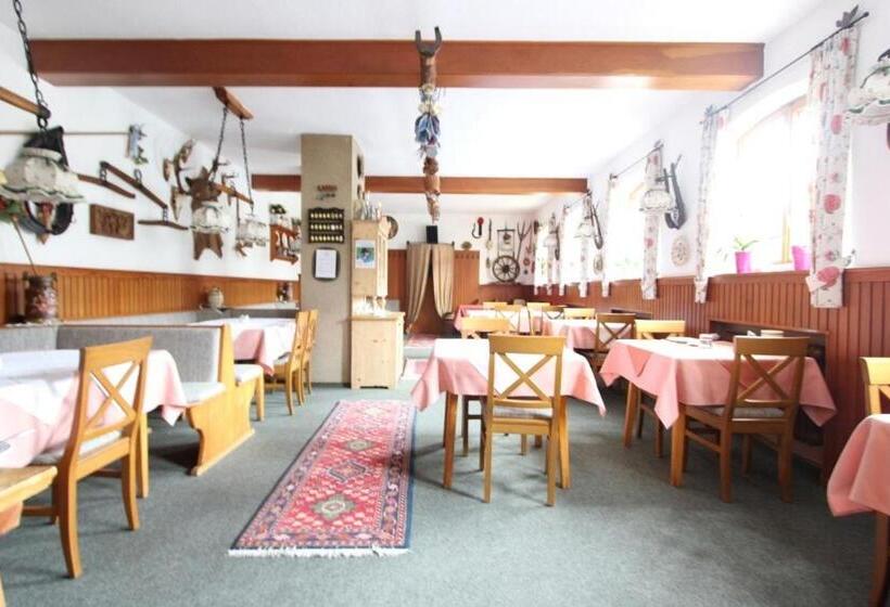 Пансион Gästehaus Inzeller Hof