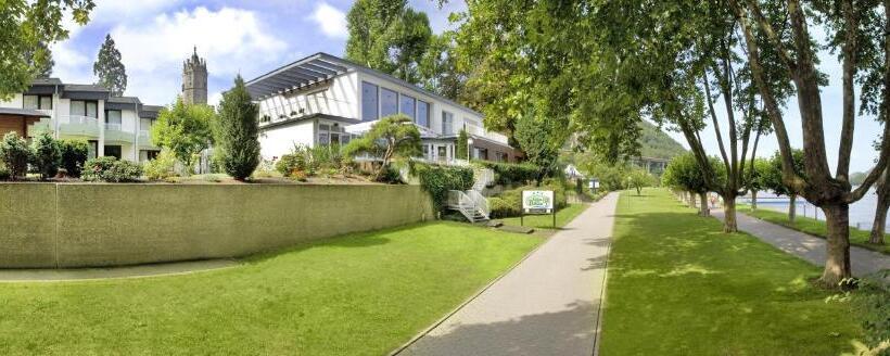 Villa Am Rhein