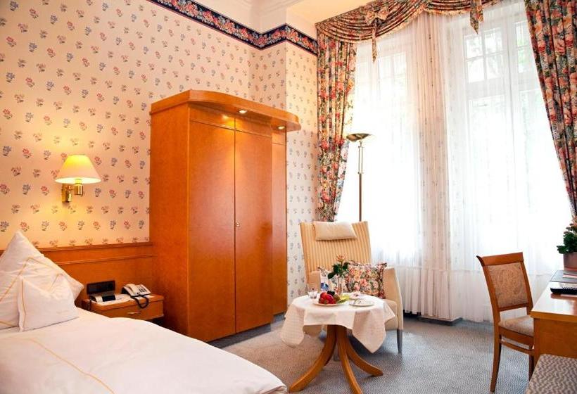 Privat Hotel Villa Aurora