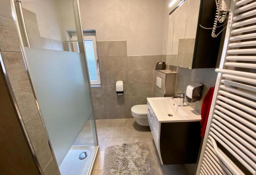 Bed & Breakfast In Legden