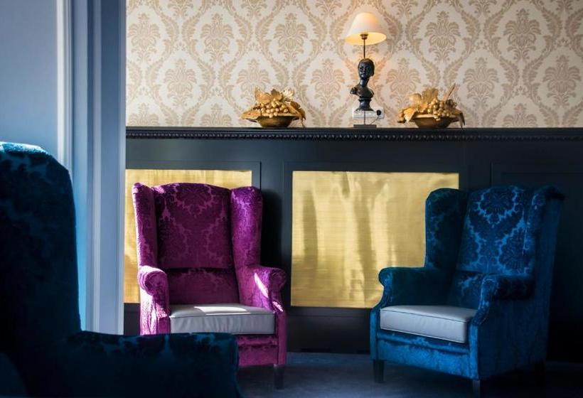 בית מלון כפרי Rex