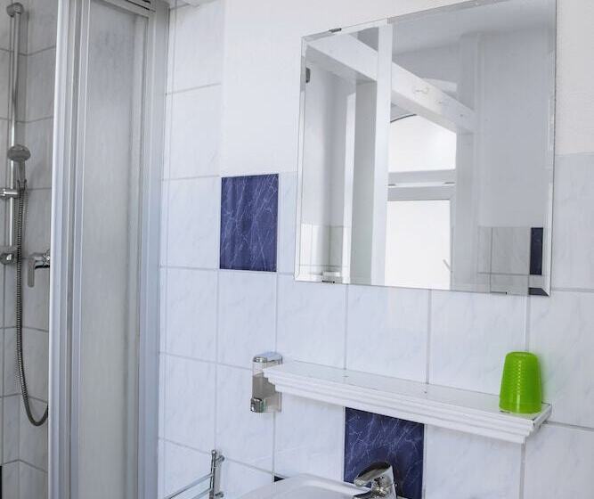 مبيت وإفطار Pension Bertha