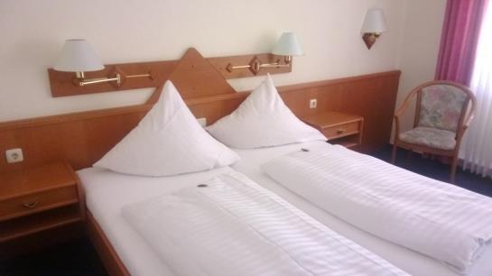 هتل Am Schlosspark Essen