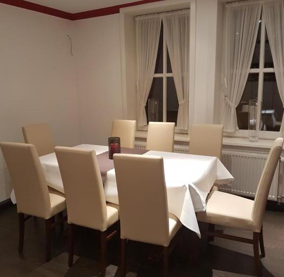 فندق Ratskeller Nörten