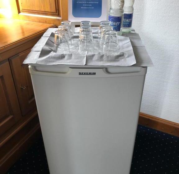 호텔 Restaurant Zum Neuling