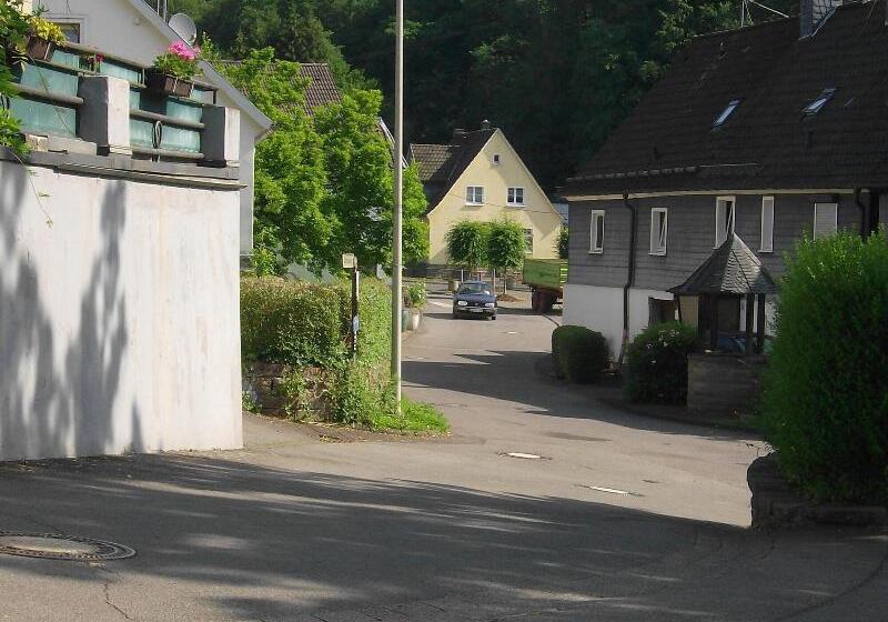 بنسيون Gasthof Zum Stausee