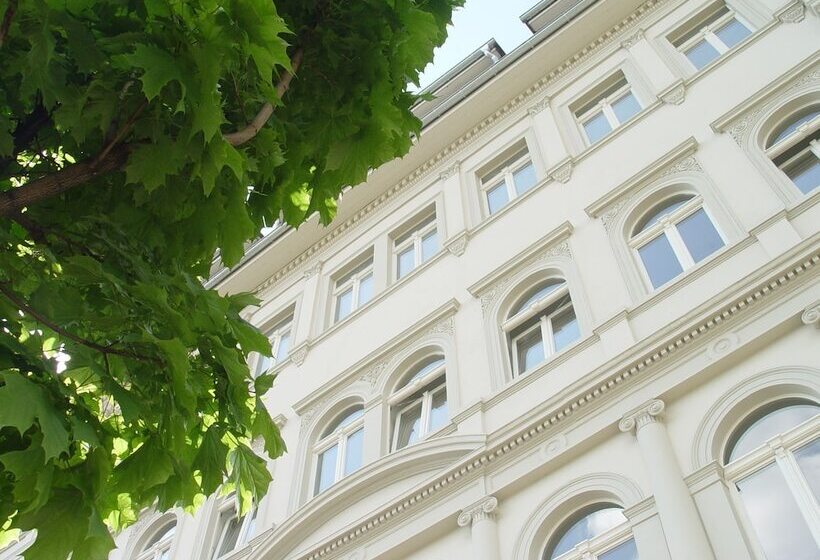 تختخواب و صبحانه Aparthotel Am Zwinger