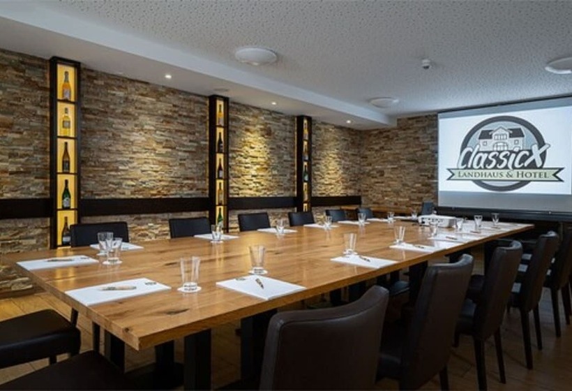 Classicx Landhaus & Hotel   Bed & Breakfast