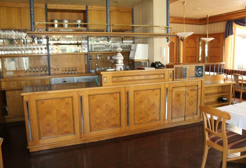 호텔 Gästehaus Am Kurpark