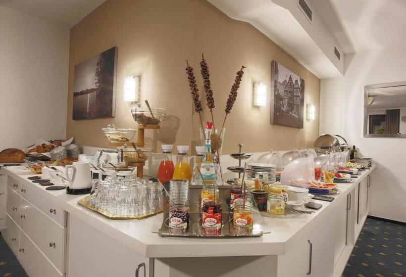 ホテル Am Peterstor