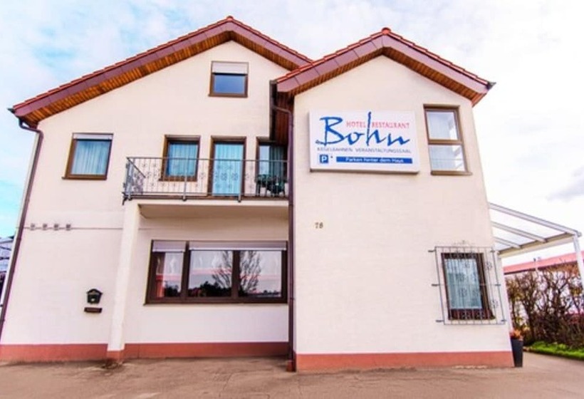 ホテル Bohn