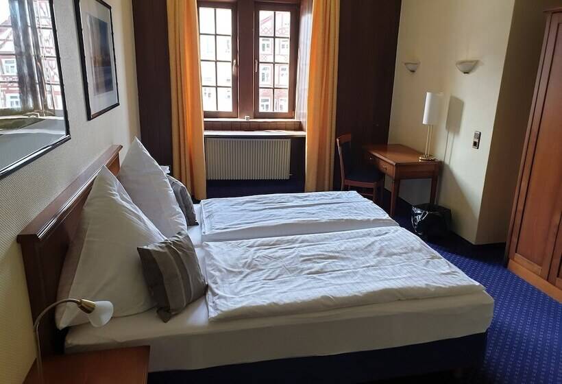 ホテル Brauerei   Ausschank Zur Krone