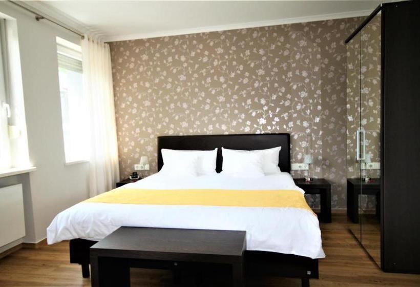 ホテル Feriendomizil Am Lindenplatz