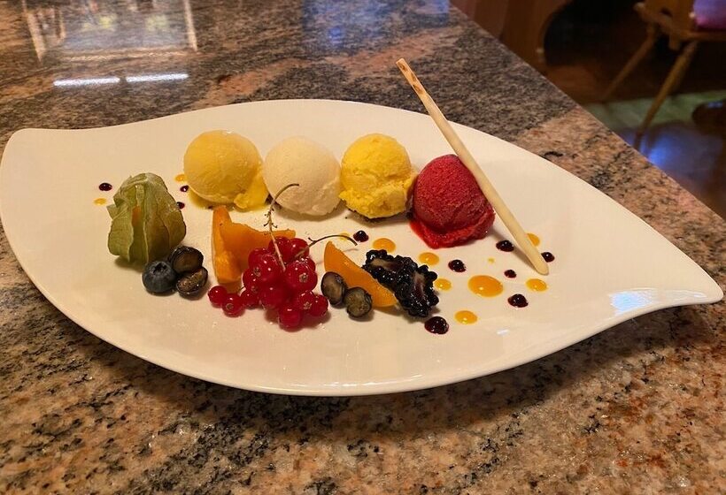 Отель Hirschen Menzenschwand