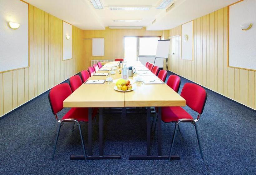 בית מלון כפרי Klinkner