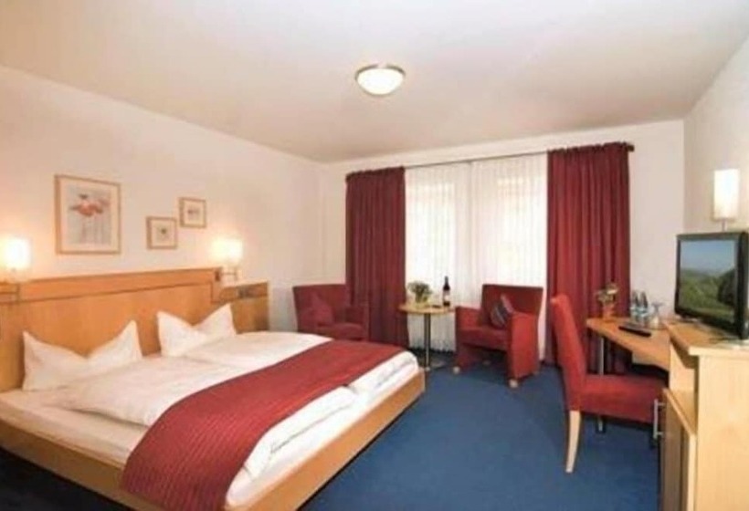 Отель Pension Gastehaus Kachelofa