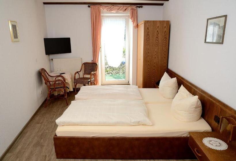 ホテル Zum Josefshof