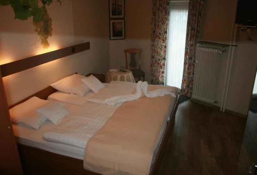 Mosel Weinhotel Steffensberg