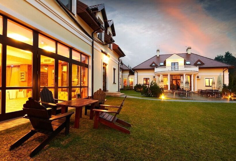 هتل Dwór Konstancin