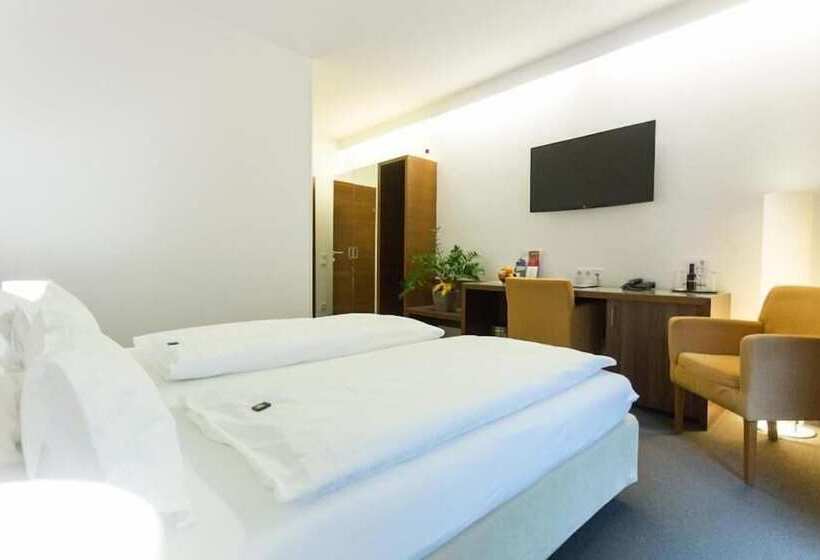 ホテル & Restaurant Christkindlwirt