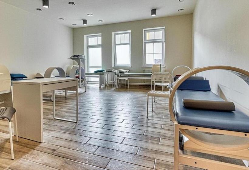 هتل St Lukas Medical & Spa