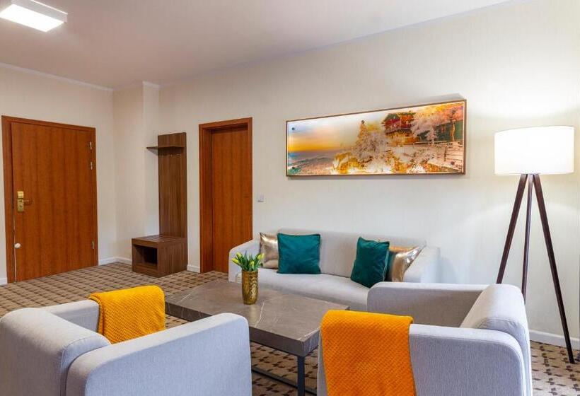 هتل Verde Montana Wellness & Spa