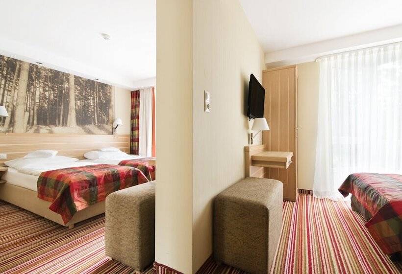 בית מלון כפרי Warszawa Spa & Resort