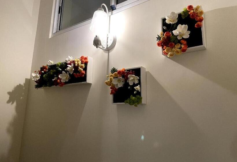 پانسیون Bloom B&b