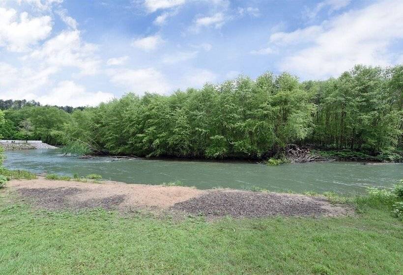 River`s Edge  Ocoee Riverfront
