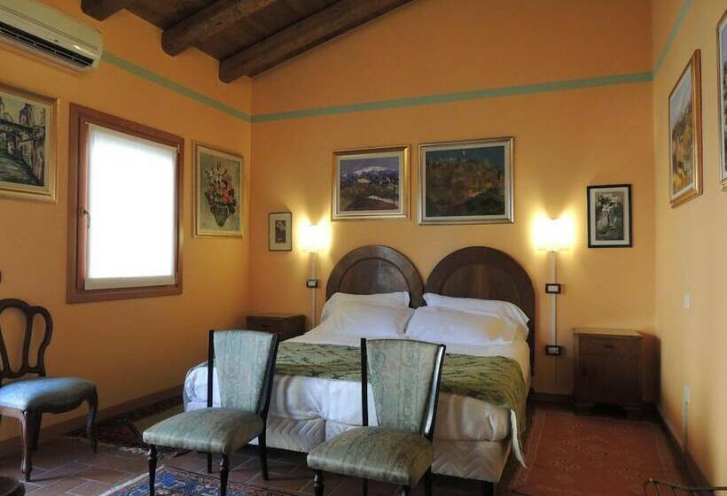 مبيت وإفطار Resort Villa Manin