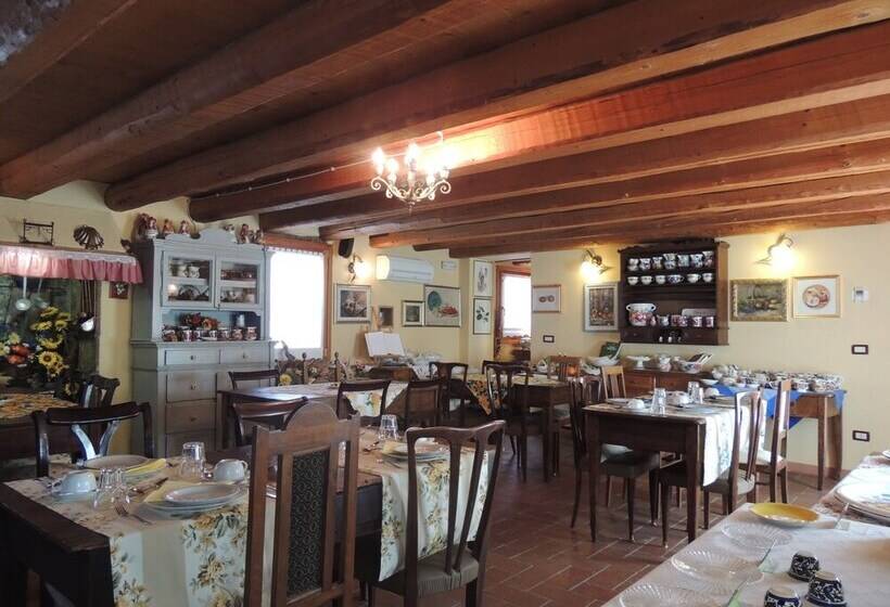 مبيت وإفطار Resort Villa Manin