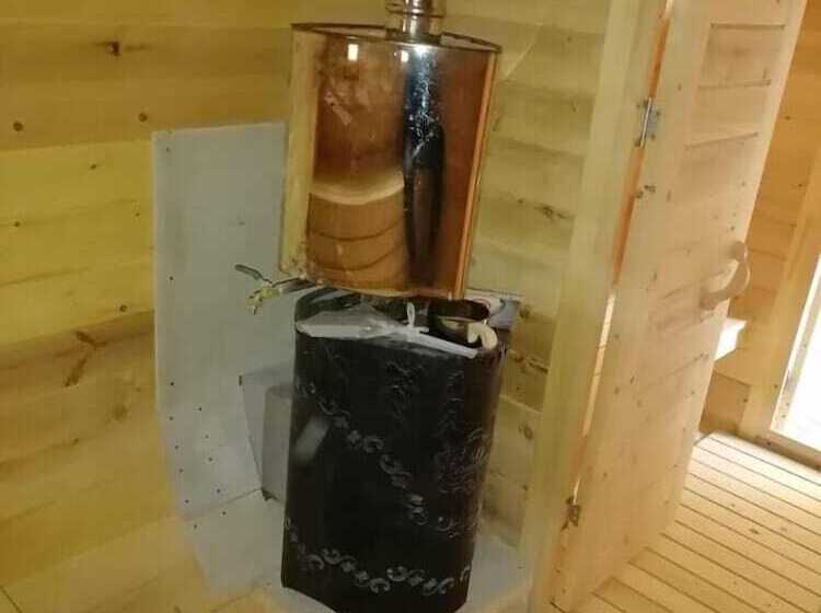 Burka Hostel