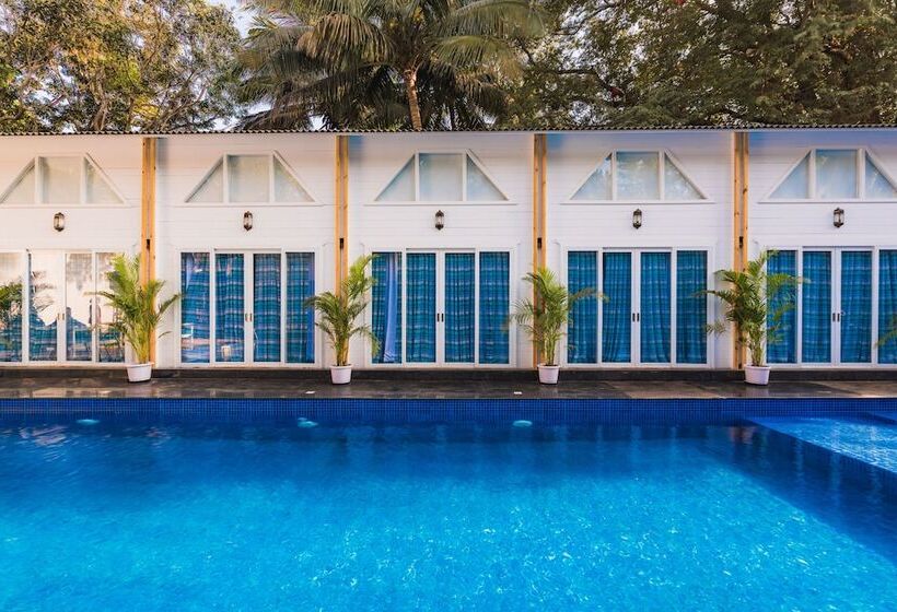 هتل Baga Hideout Premiere