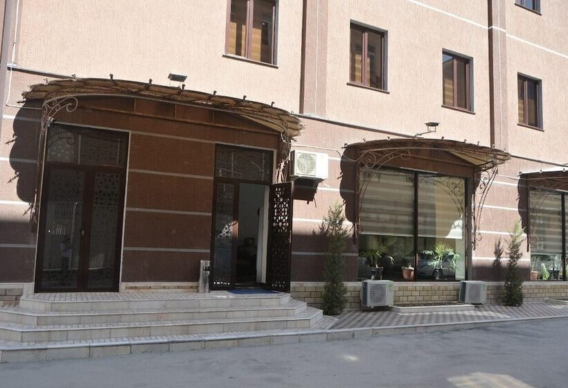 בית מלון כפרי Mehmon Saroy