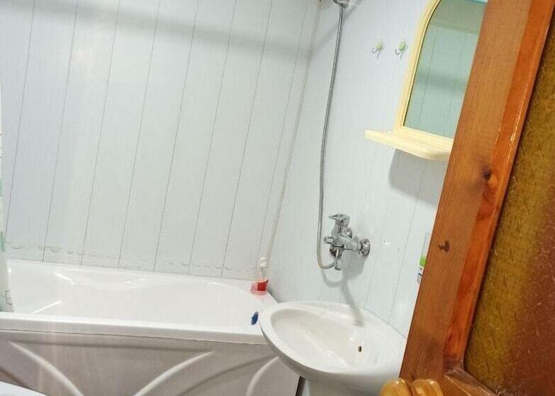 בית מלון כפרי Mekhtar Ambar  Caravan Sarai Xix