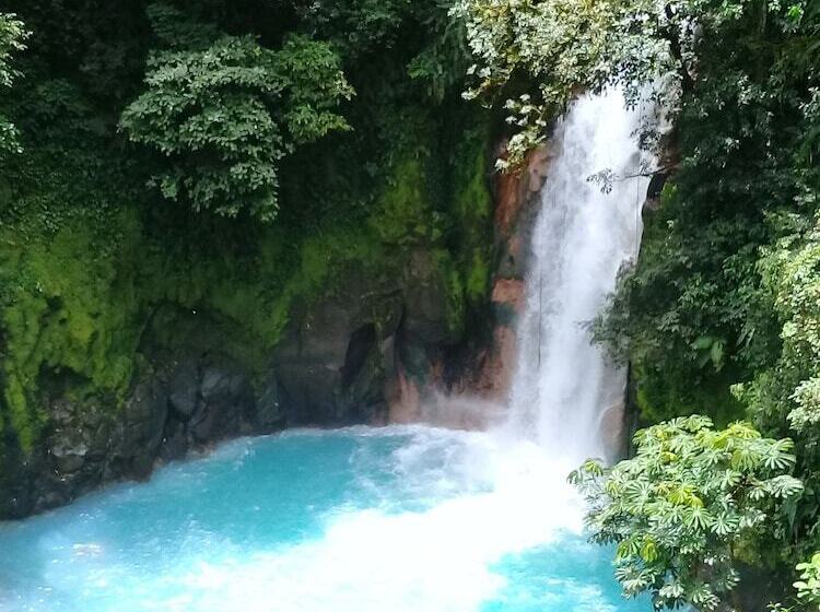 هتل Wonderful View Cabins